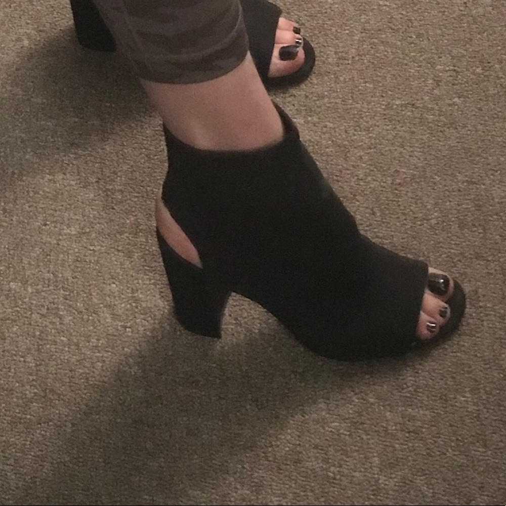 Design Lab Pull on Open toe Bootie